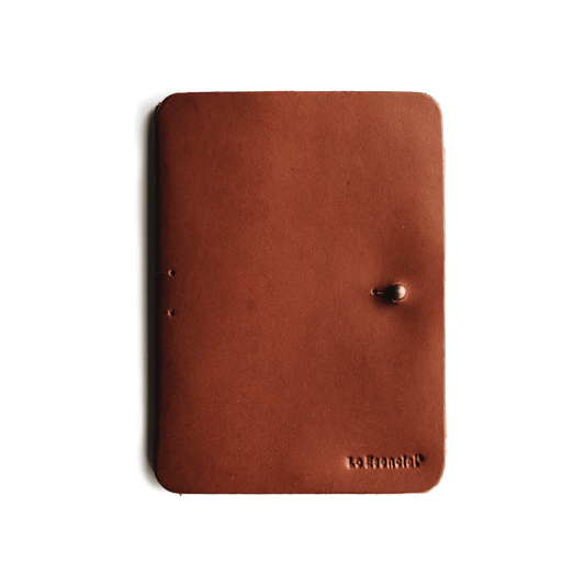 Lo Esencial - Passport Wallet